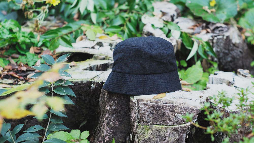 BLACKBIRD “bucket hat”