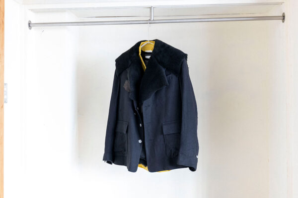 BLACKBIRD – sleeveless mouton jacket –